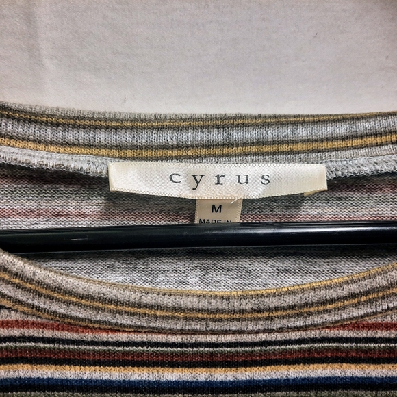 Cyrus Top - Picture 4 of 8